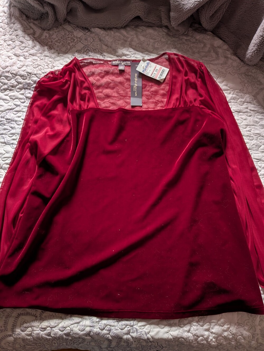 Woman's Top